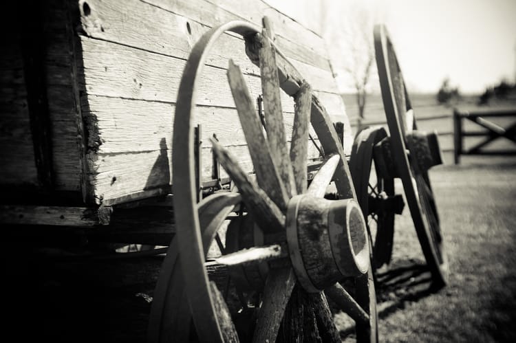 Kubernetes updating many deployments at once